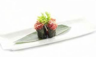 N.70 Gunkan spicy tuna 2 pezzi