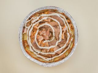 Patatas Fritas con Carne Kebab con Queso al Horno con Salsa Kebab   