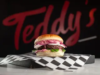 PINK GOAT WEGE BURGER
