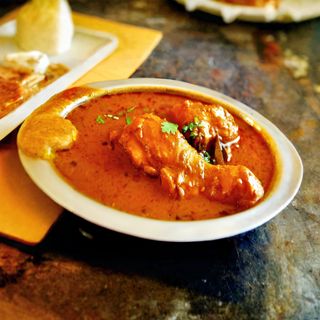 Plato De Pollo Al Curry