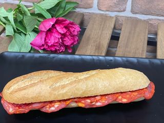 Сандвич с чоризо