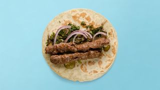 Сандвич Адана кебап среден