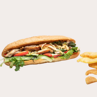 Panino cotoletta, pomodoro e insalata