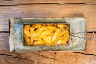 PATATINE/FORMAGGIO CHEDDAR/FRIES & CHEDDAR CHEESE
