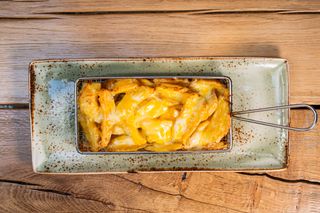 PATATINE/FORMAGGIO CHEDDAR/FRIES & CHEDDAR CHEESE