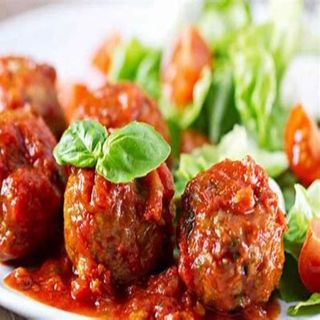 Polpette al sugo di pomodoro 1 porzione da 2 pezzi