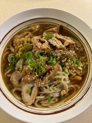 Fideos De Arroz Con Intestino De Cerdo