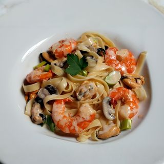 TAGLIATELLE FRUITS DE MER