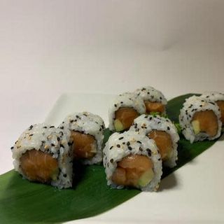 Uramaki salmon California