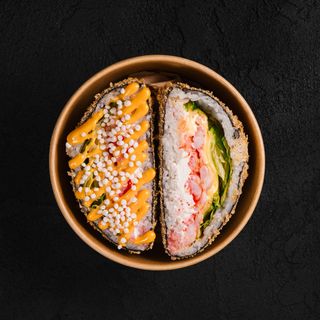 Суші бургер з тигровою креветкою