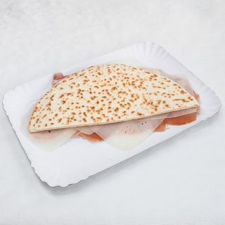 Piadina crudo di Parma e pecorino