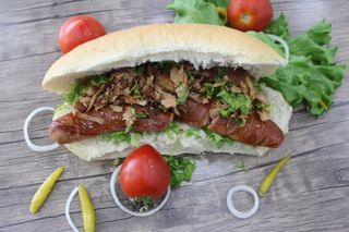 მექსიკური ბულდოგი პურით