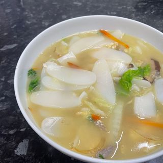 Sopa De Pasta De Arroz De La Casa