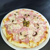 Pizza Capricciosa