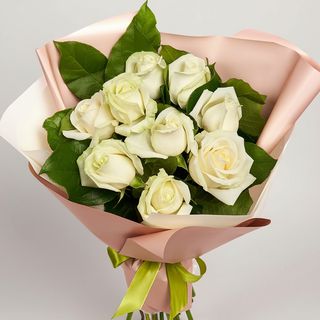 Букет"9 білих троянд"