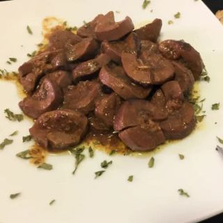 Riñones Al Vino (Especialidad)
