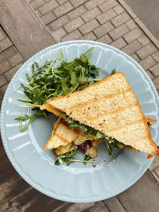 Сендвіч гриль з куркою