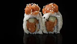 100 Uramaki spicy tuna