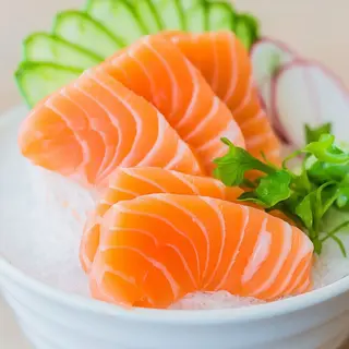 103. Sashimi De Salmón