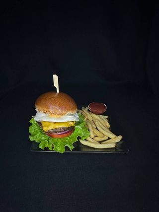 Фірмовий бургер (500г)