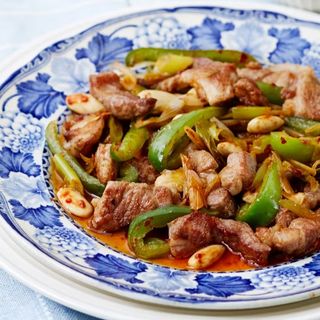 69. Cerdo Con Pimientos Verdes