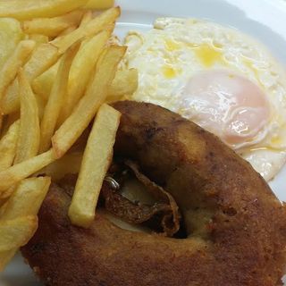 Alheira Vegetariana Grelhada c/ Ovo Estrelado