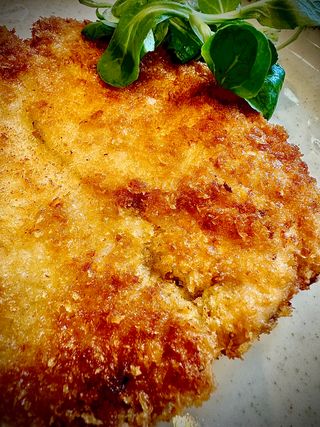 Snitel crocant din piept de pui