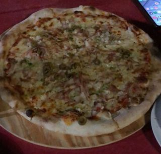 Pizza De Tonno