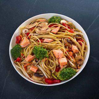 Wok Noodle Saumon