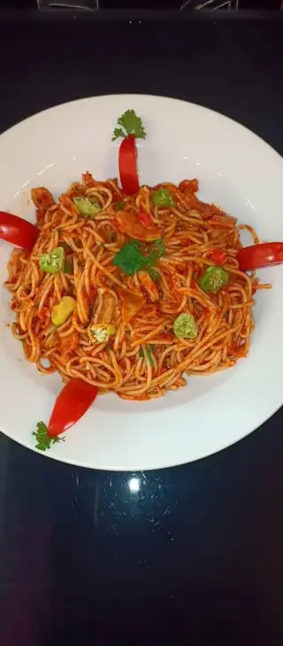 Spaghetti + Sauce Rouge