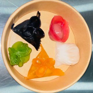 Ravioli di colore misto a vapore