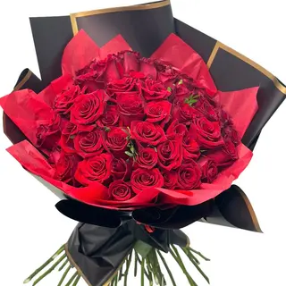 Buchet 51 de trandafiri ROȘII