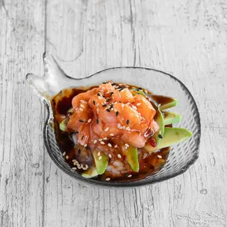 51. Sushi Tarta Salmón Y Aguacate