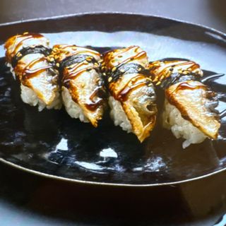 24. Nigiri De Anguila 