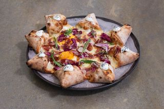 Pizza fantasía del pizzaiolo (33 cm.)