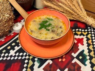 Грибна юшка