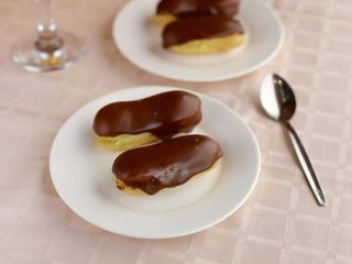 Mini ecler cu ciocolata