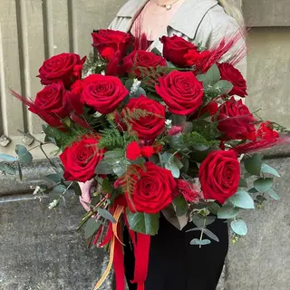 Sant Jordi Elegance Bouquet - 12 rosas