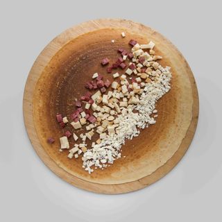 Солена палачинка с луканка, пушено топено сирене и кашкавал (300г)