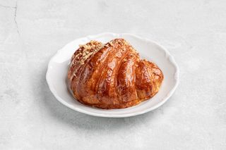 Круассан с яблоком, крем патисьер