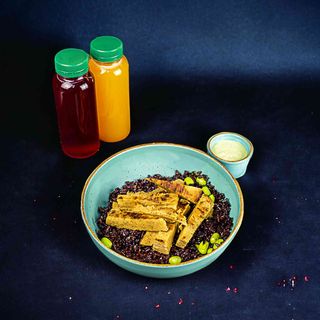 Combo Vegan Seitan Chicken&Coconut Curry Bowl + Booster!