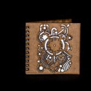 Agenda 10x10 din lemn cu mecanism de ceas