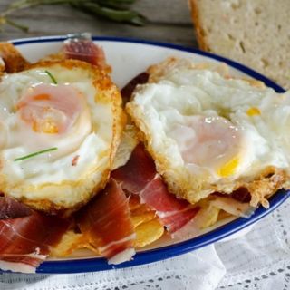 Huevos Rotos
