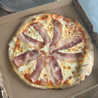 Pizza Pancetta Affumicata