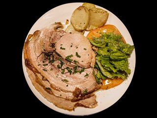 Porchetta Con Patatas Al Horno