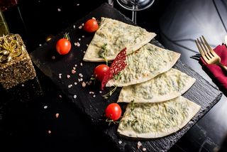 Кутаби з мʼясом (130г/2шт)
