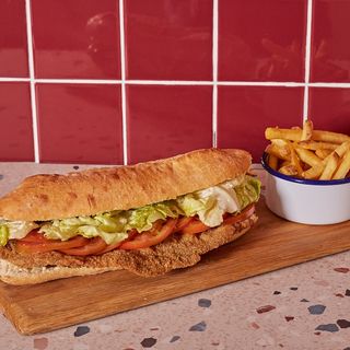 Tradicional Sandwich de Milanesa Argentino