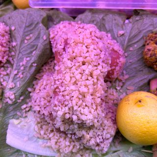 Cosciotto mandorle e salsiccia 