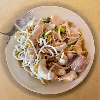 Pollo Con Brotes De Soja