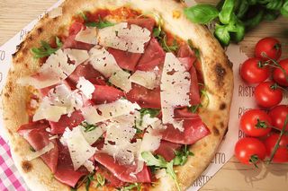 Pizza Bresaola